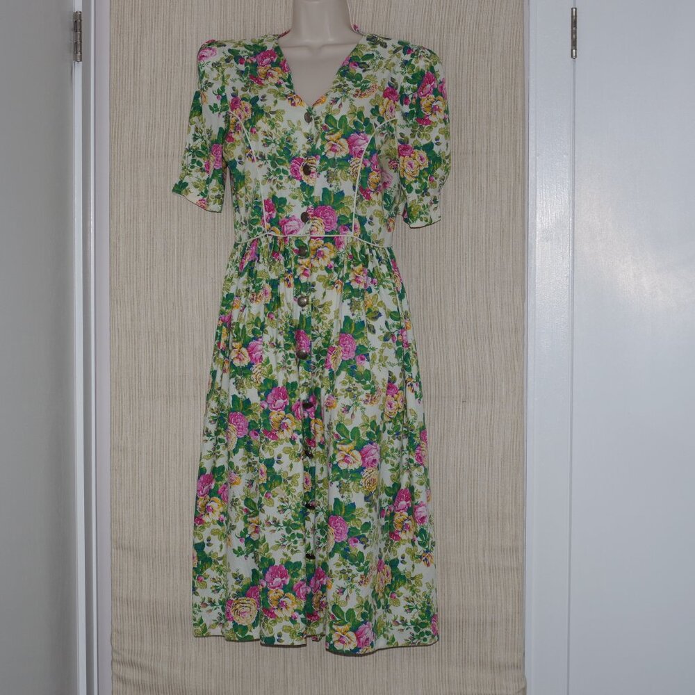 Betsy's Things rayon Blend Women's Ivory Floral Button Front Midi dress Size:7/8